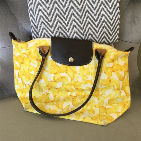 Longchamp Le Pliage Tote - Picture 2 of 4